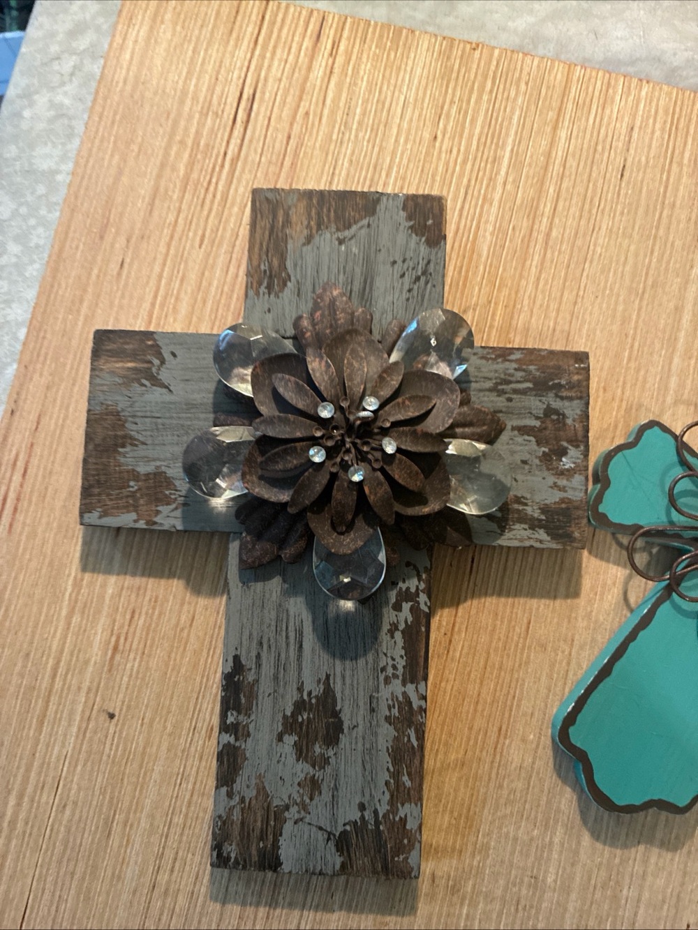 Rustic Brown Floral Metal/Wood Cross Wall Accent